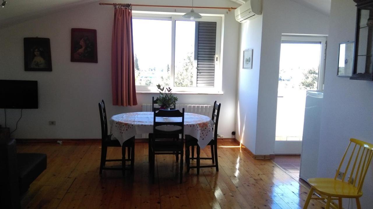 Apartment Elinor 2 Rovinj Luaran gambar